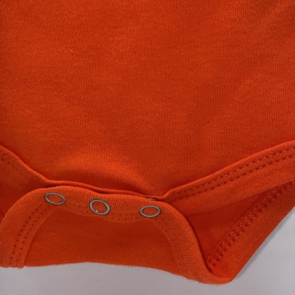 Chicago Bears NFL Football Sports Team Infant Baby Bodysuit Size 0-3 Months - Picture 4 of 8